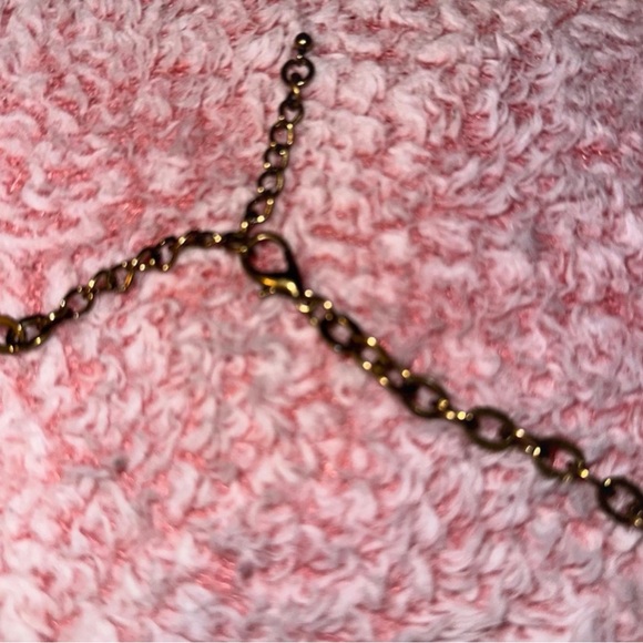 Elegant Red/Burgundy Statement Necklace - Picture 6 of 7